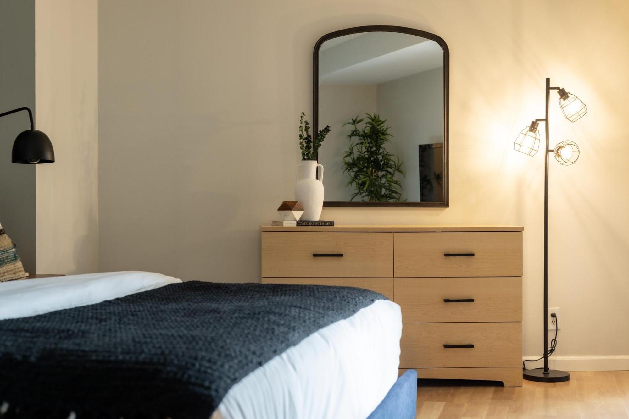 Holiday home Urban Gallery Loft - King Bed - Larimer Square *